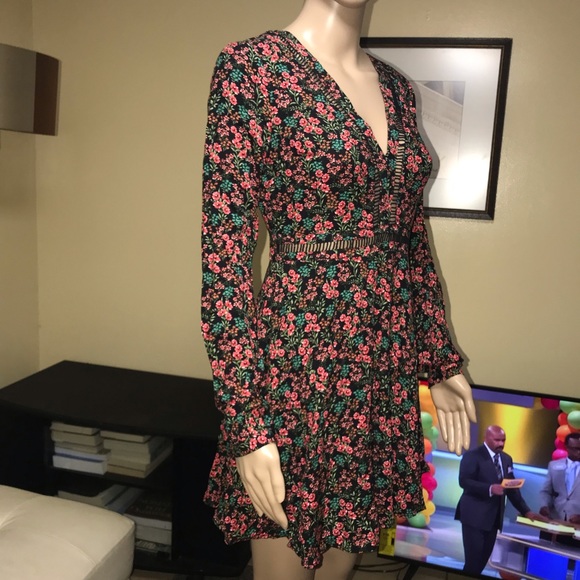 NWOT floral print dress - Picture 3 of 6